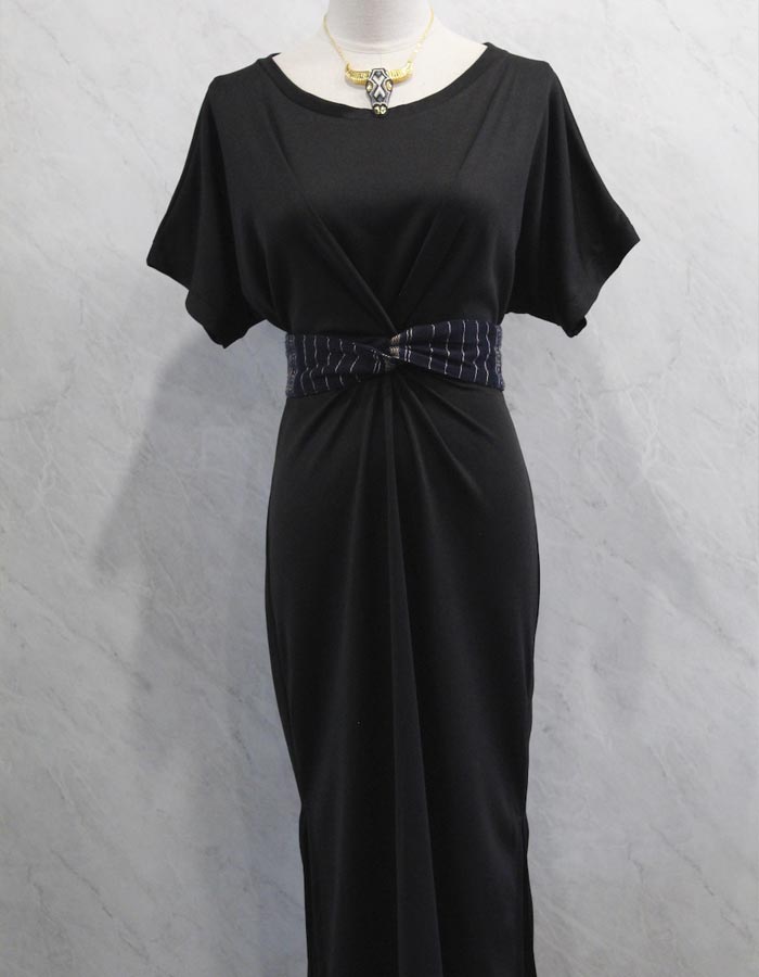 Vestido largo con cinto cruzado de telar negro - Kalbelia
